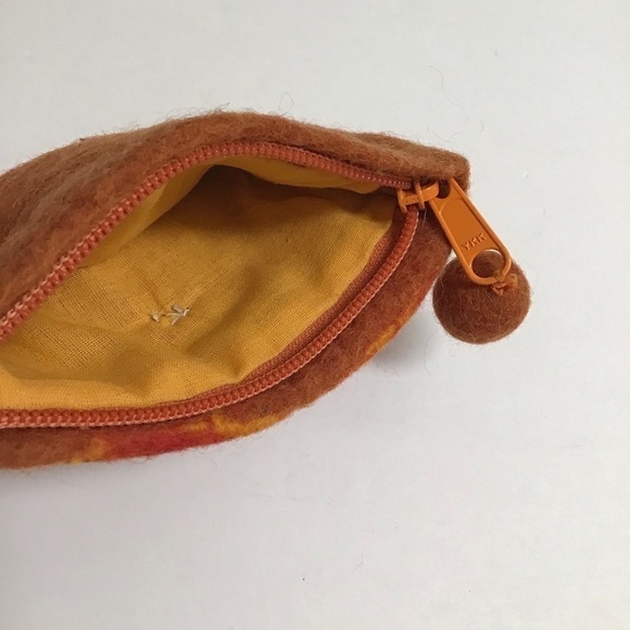 Artisan Wool Felt Orange Red Hibiscus Flower Zip Coin Purse 4x6” Hawaii Pom Pom - Picture 2 of 8